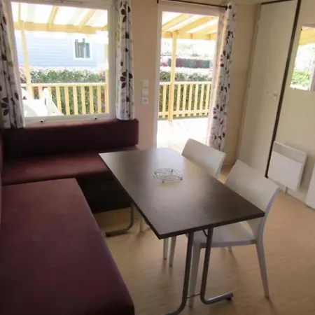 4 Etoiles - Piscine - Ccbg0ef Campsite