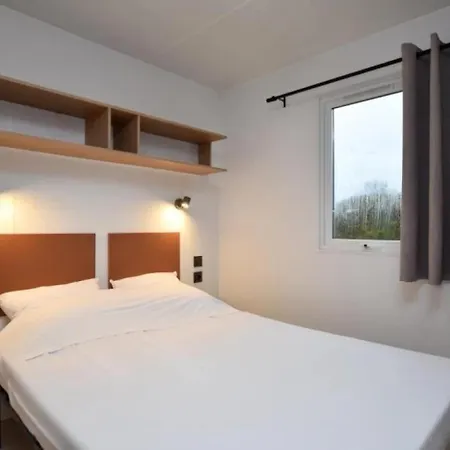 Campsite 4 Etoiles - Piscine - Ccbg0ef 4*
